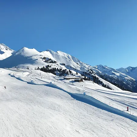 Rosa-8 By Interhome شقة